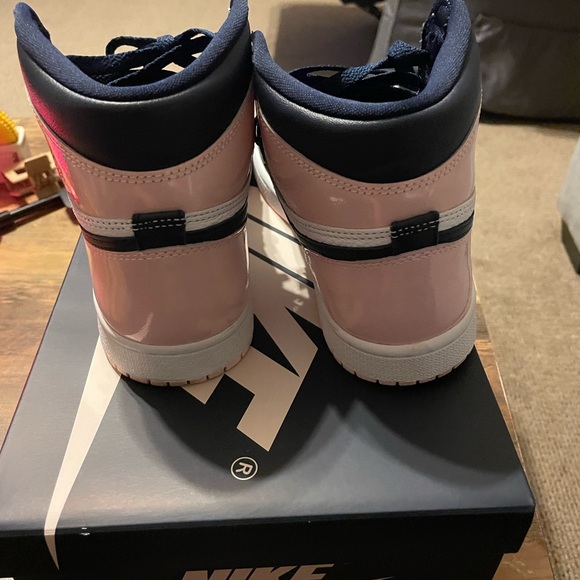 Women’s Nike Jordan retro 1 size 7 like new!! - Picture 3 of 6